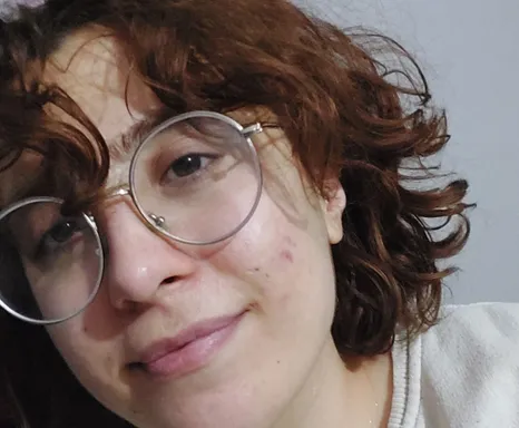 Eda Nur Var